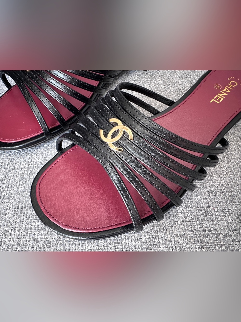 NEW CHANEL BLAZY Black strappy Leather GOLD CC FLIP FLOP Slides Flat Sandals 37C - Picture 8 of 15